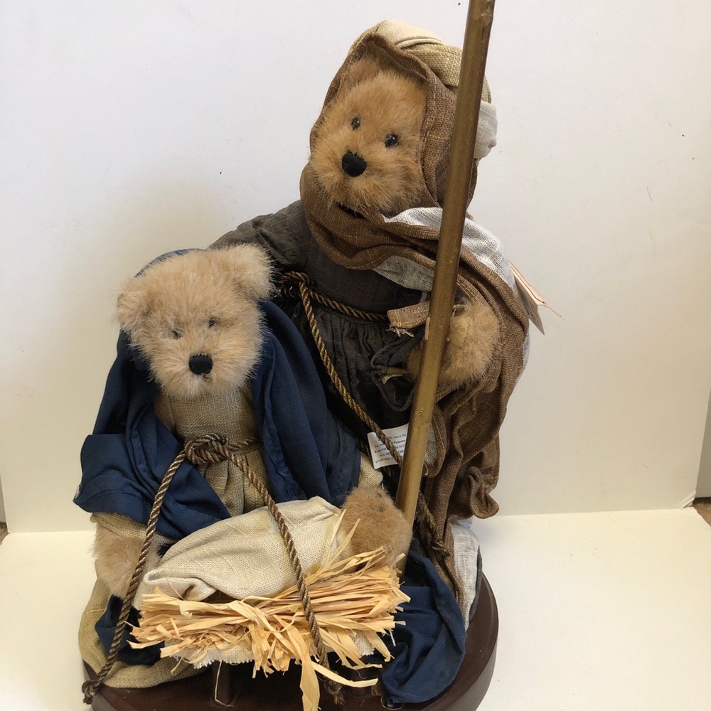 Boyds Bears Holiday Decor with Blue and Brown Accents